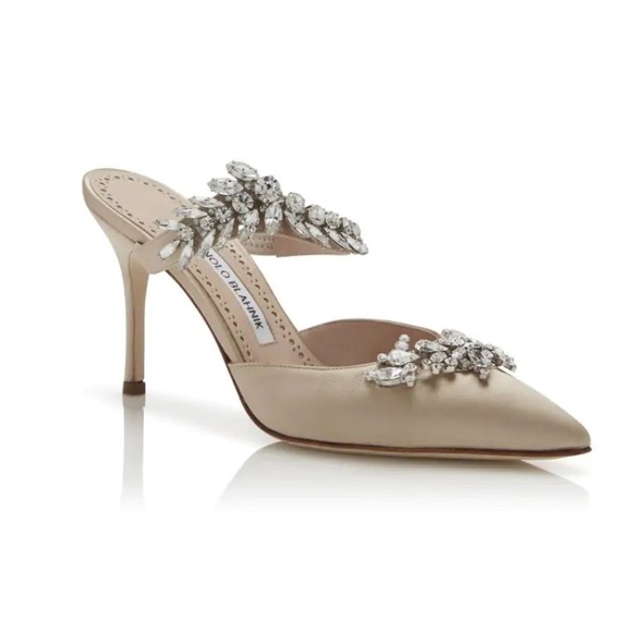 MANOLO BLAHNIK LURUM Champagne Satin Crystal Embellished Mules; size 6.5 - Picture 5 of 6